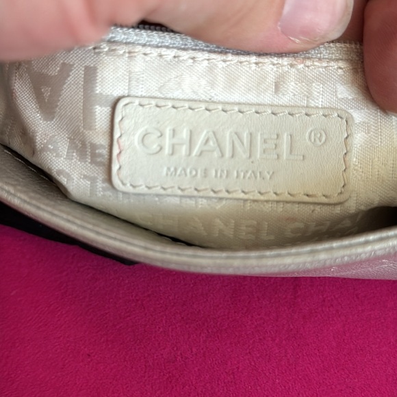 Chanel Floral Embossed Silver Shoulder Bag - Picture 11 of 13